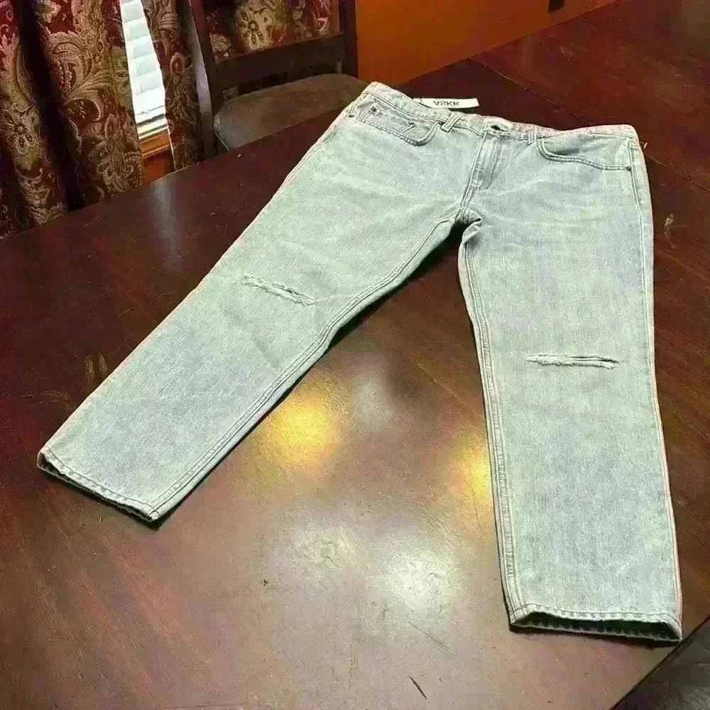 NWT~ASKK NY Light Blue Ripped Distressed Carrot Jean Women size 32~ PRISTINE